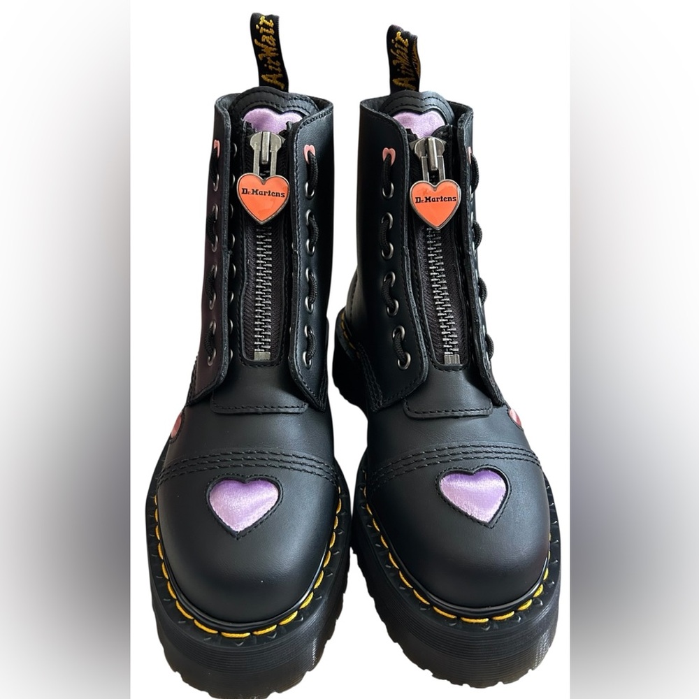 NWOB Dr. Martens Sinclair Leather Heart Platform Boots SZ 8 - Picture 2 of 5
